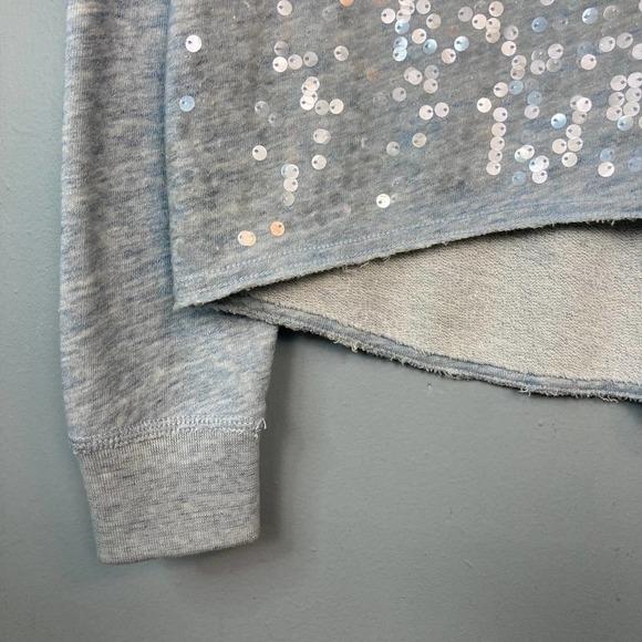 ABERCROMBIE & Fitch Heather Blue French Terry Sequin Front Top Size M Raw Hem - Picture 11 of 13